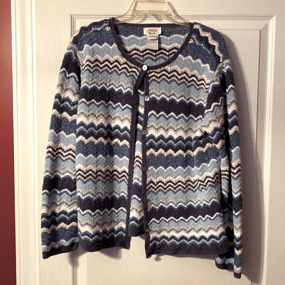 Multi colored sweater in XL